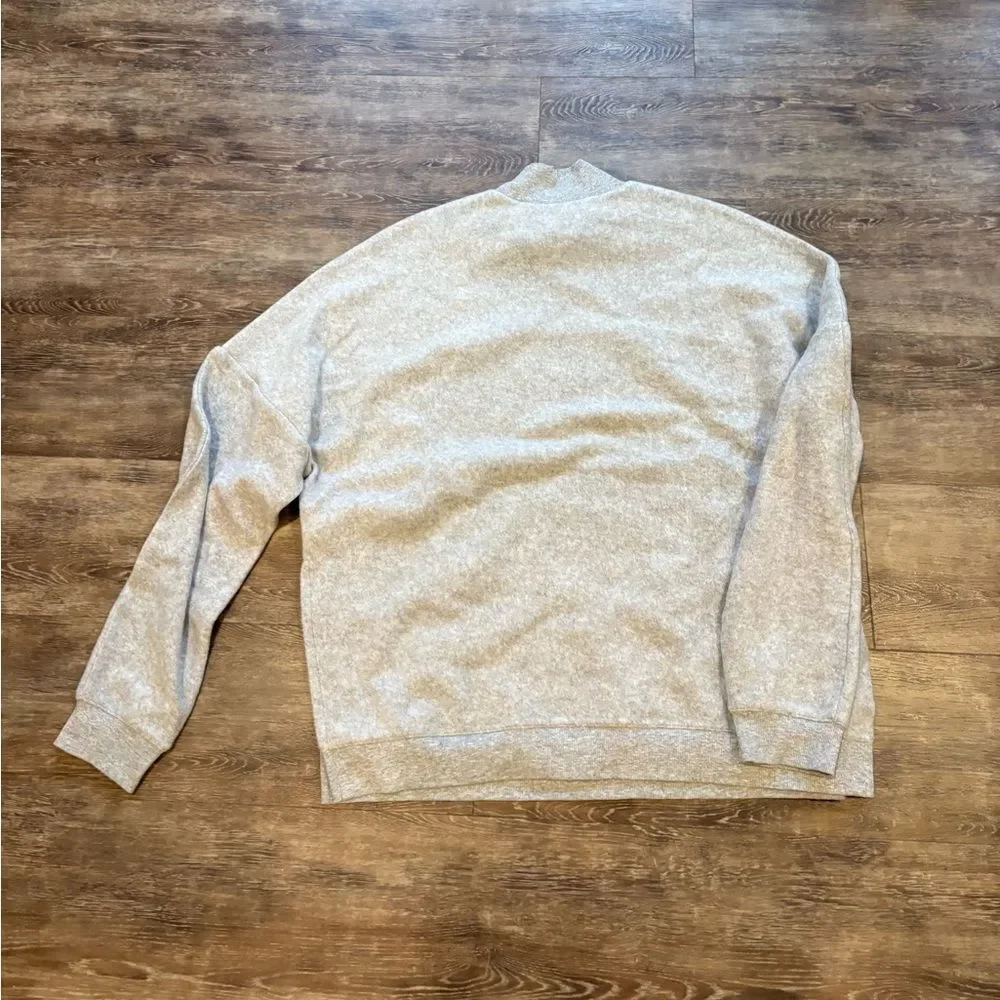 ALO Yoga Segment Pullover Gray Crew Neck Sweater
